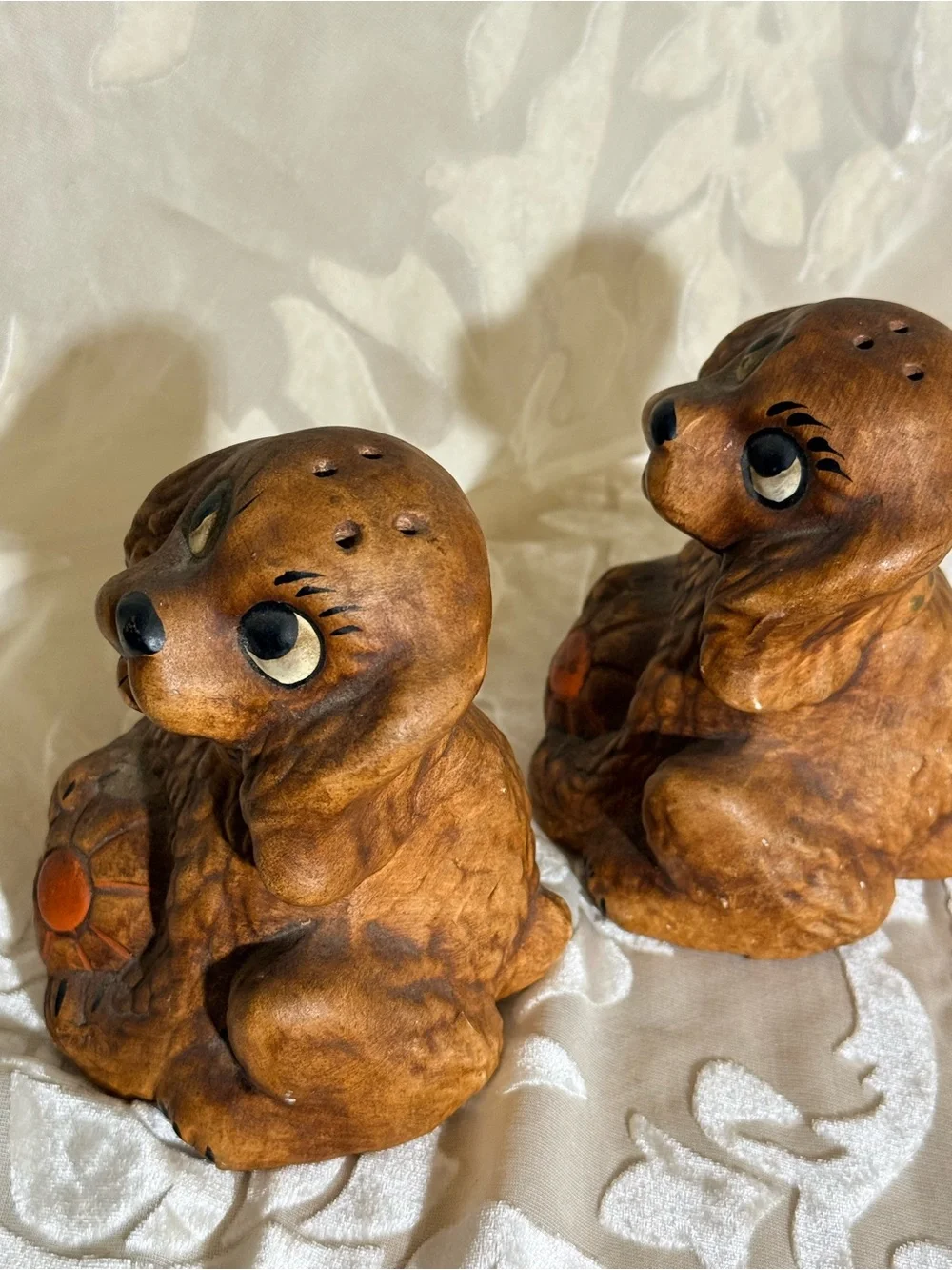 Kitschy Vintage mid-century ceramic cocker spaniel salt and pepper shaker set